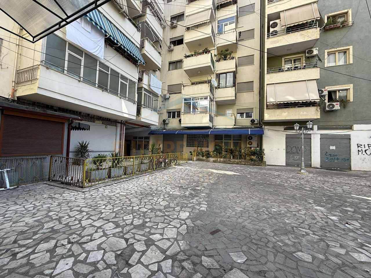 Qera, Business Environment, Myslym Shyri, Tirana.