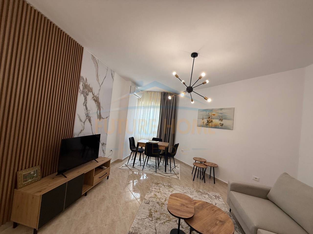 For rent, 1+1 apartment with balcony, Fresku Restaurant, Tirana