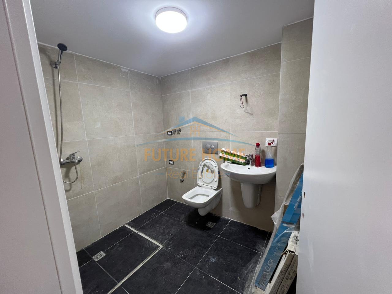 Shitet Dublex , Kompleksi Golden Park 3,Tirane