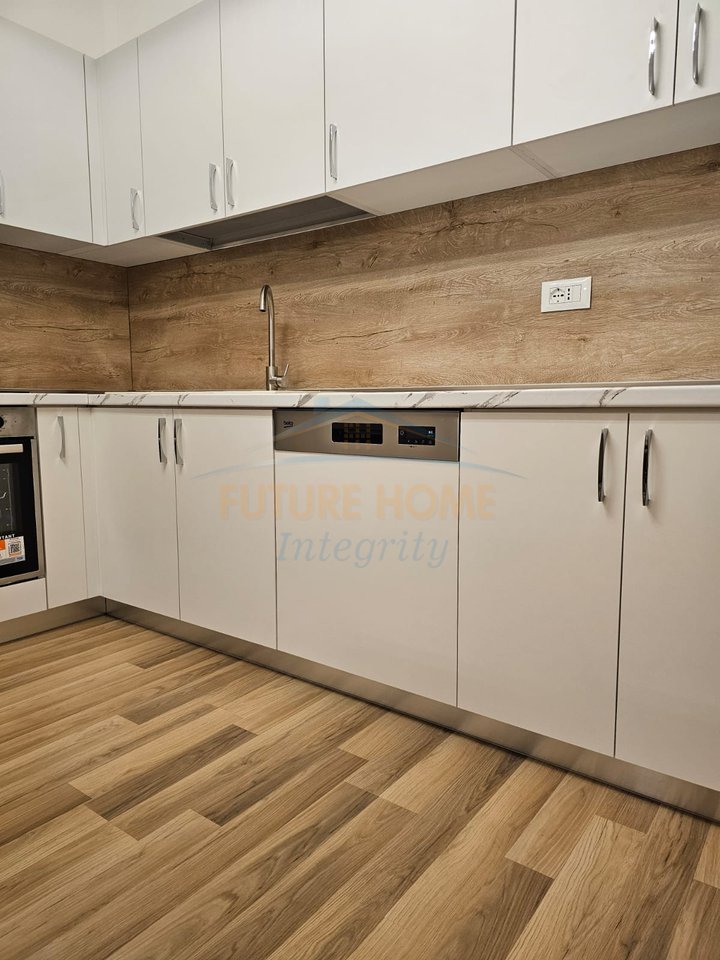 For rent, Apartment 2+1+2+Parking space for offices, Tregu Elektrik, Tirana.