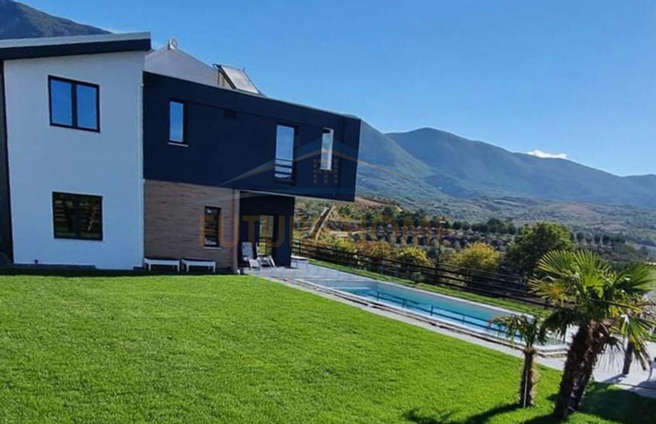 In vendita, Villa indipendente su 2 piani, Daias, Tirana.