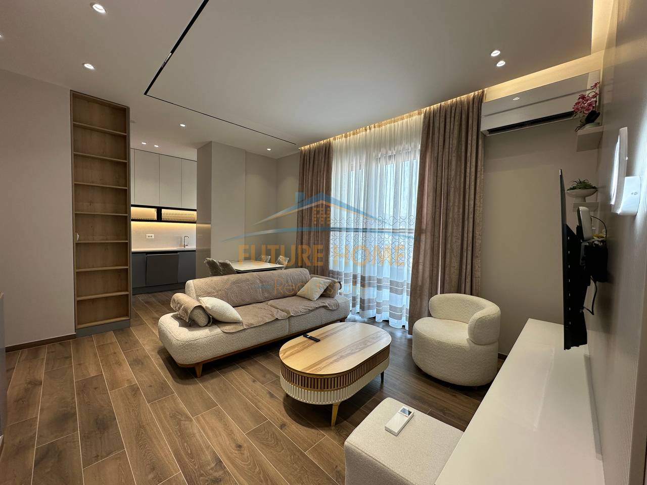 Affitto, Appartamento 2+1 + Veranda + Parcheggio !!