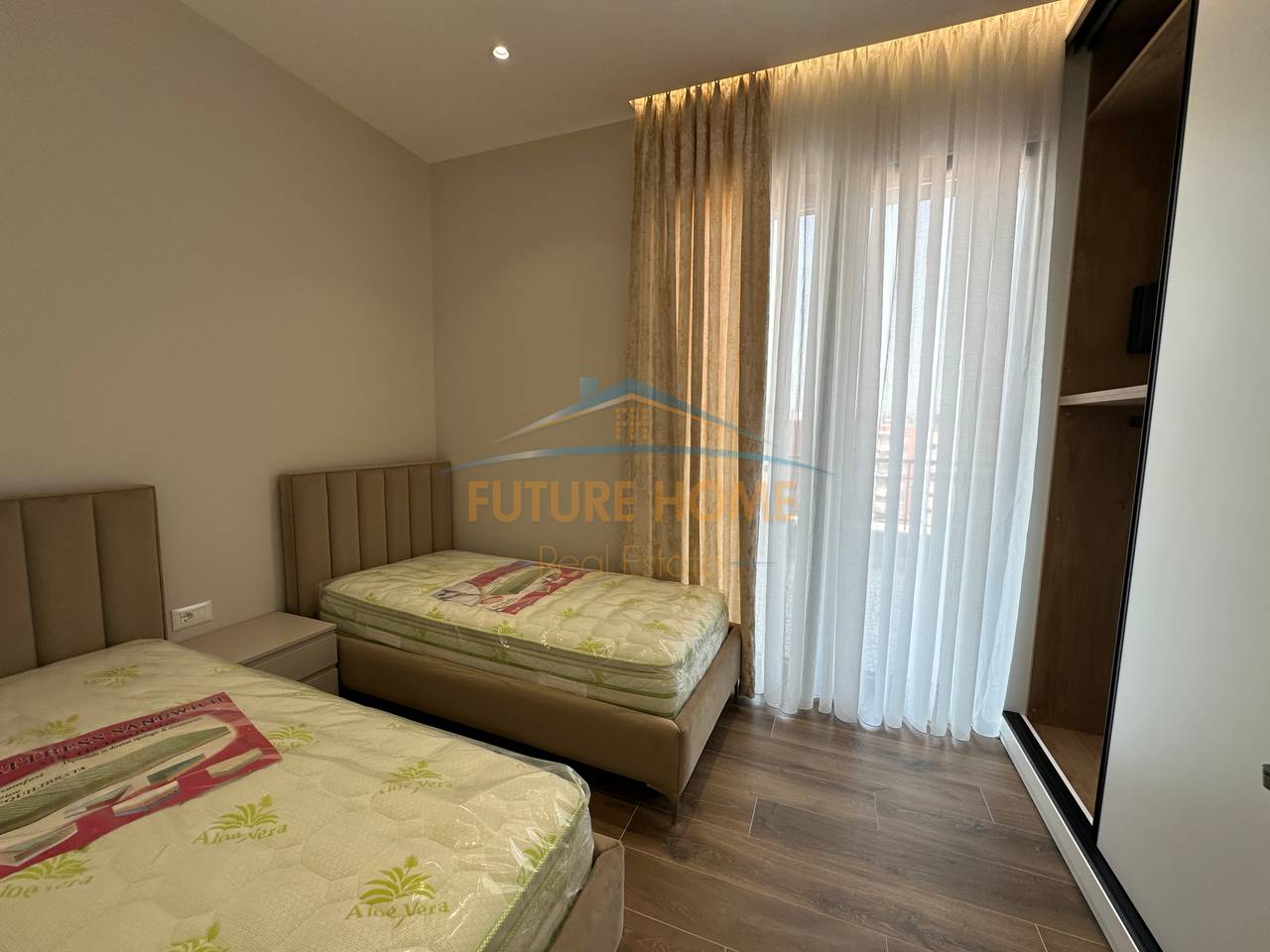 Affitto, Appartamento 2+1 + Veranda + Parcheggio !!