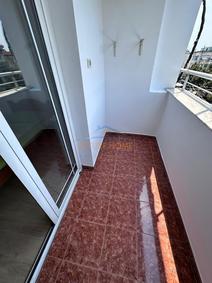 Shitet, Apartament 2+1,Rruga ''Bardhyl'', Tirane.