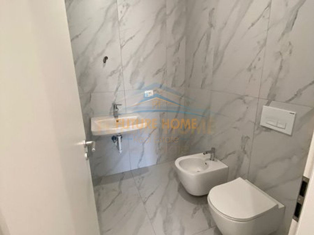 For sale, Apartment 2+1+2, Kaimi Residence, Alidemi, Tirana.