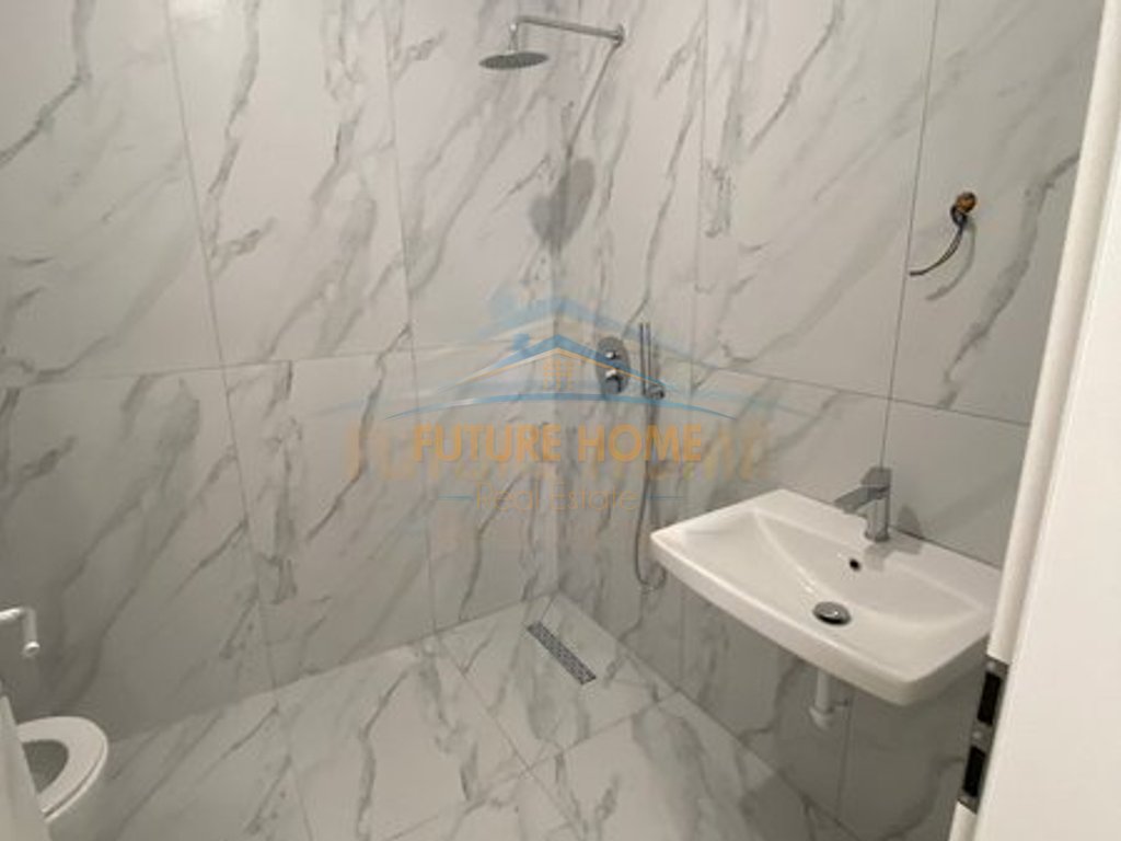 For sale, Apartment 2+1+2, Kaimi Residence, Alidemi, Tirana.