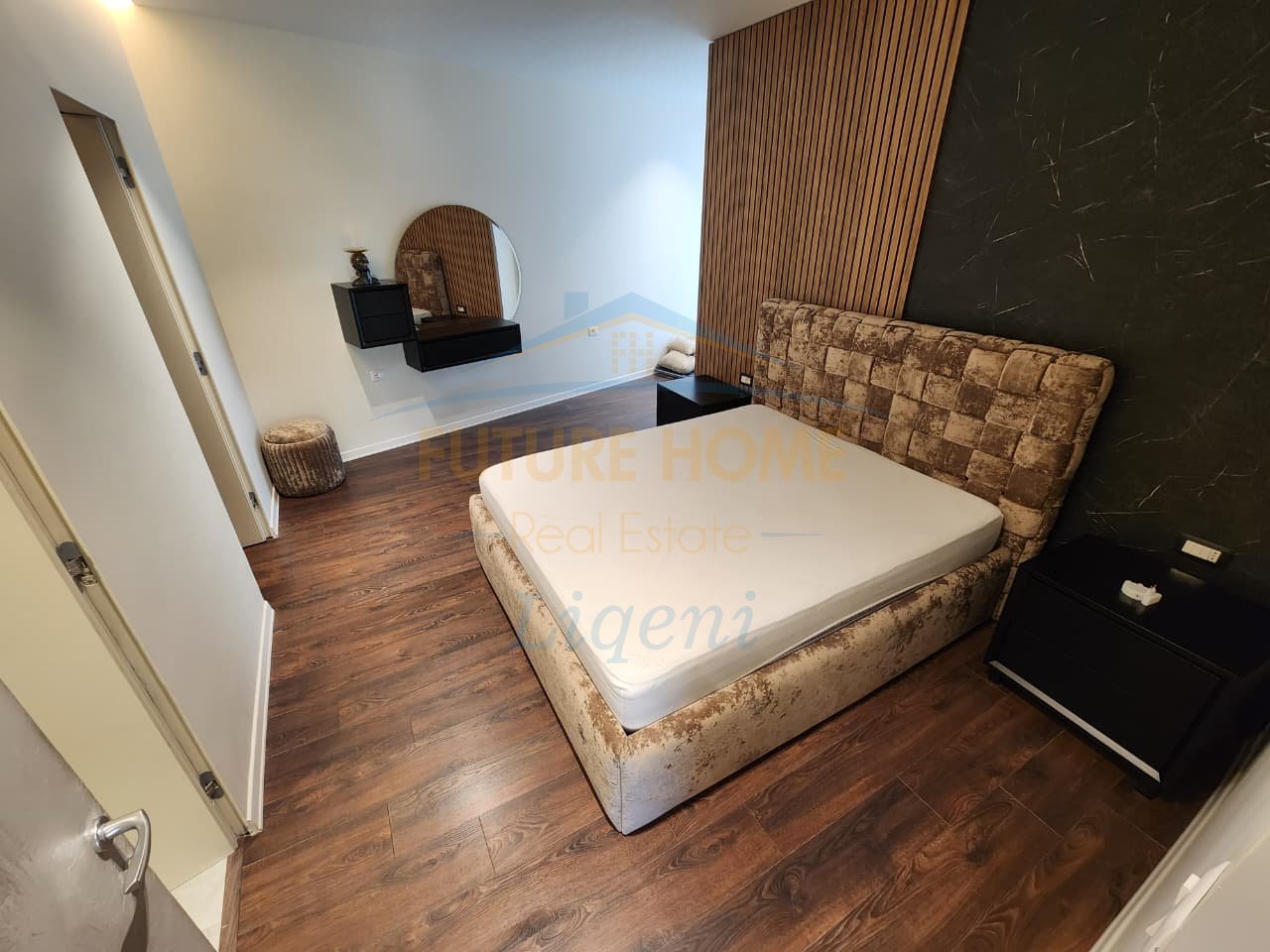 Affitto, Appartamento 2+1+Veranda, Lago Secco, Tirana.