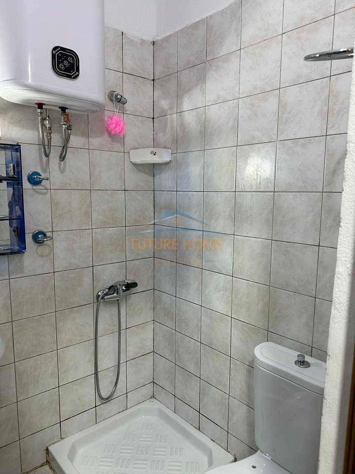 Shitet, Apartament 2+1, Bulevardi Zhan Dark, Tirane.