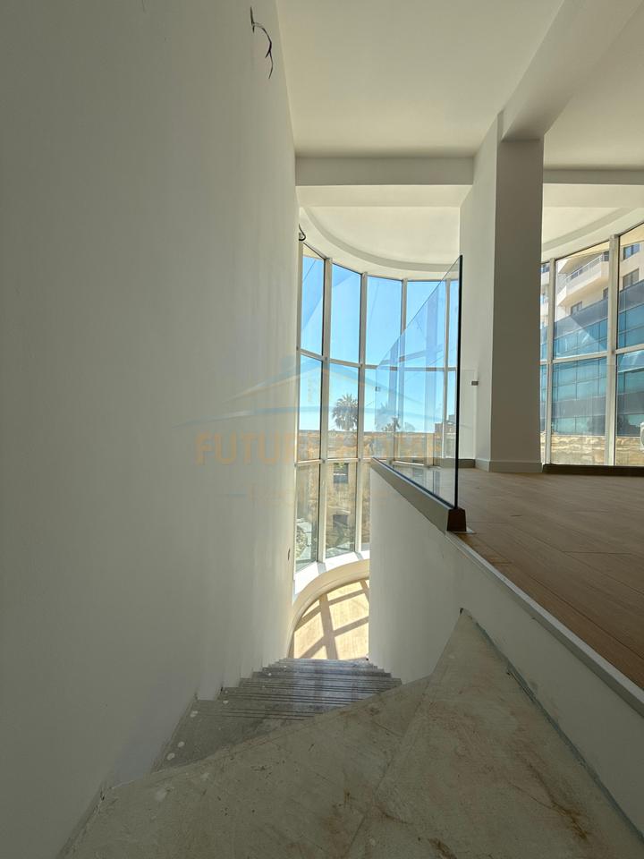 Shitet, Apartament 3+1+2, Vollga,Durres.