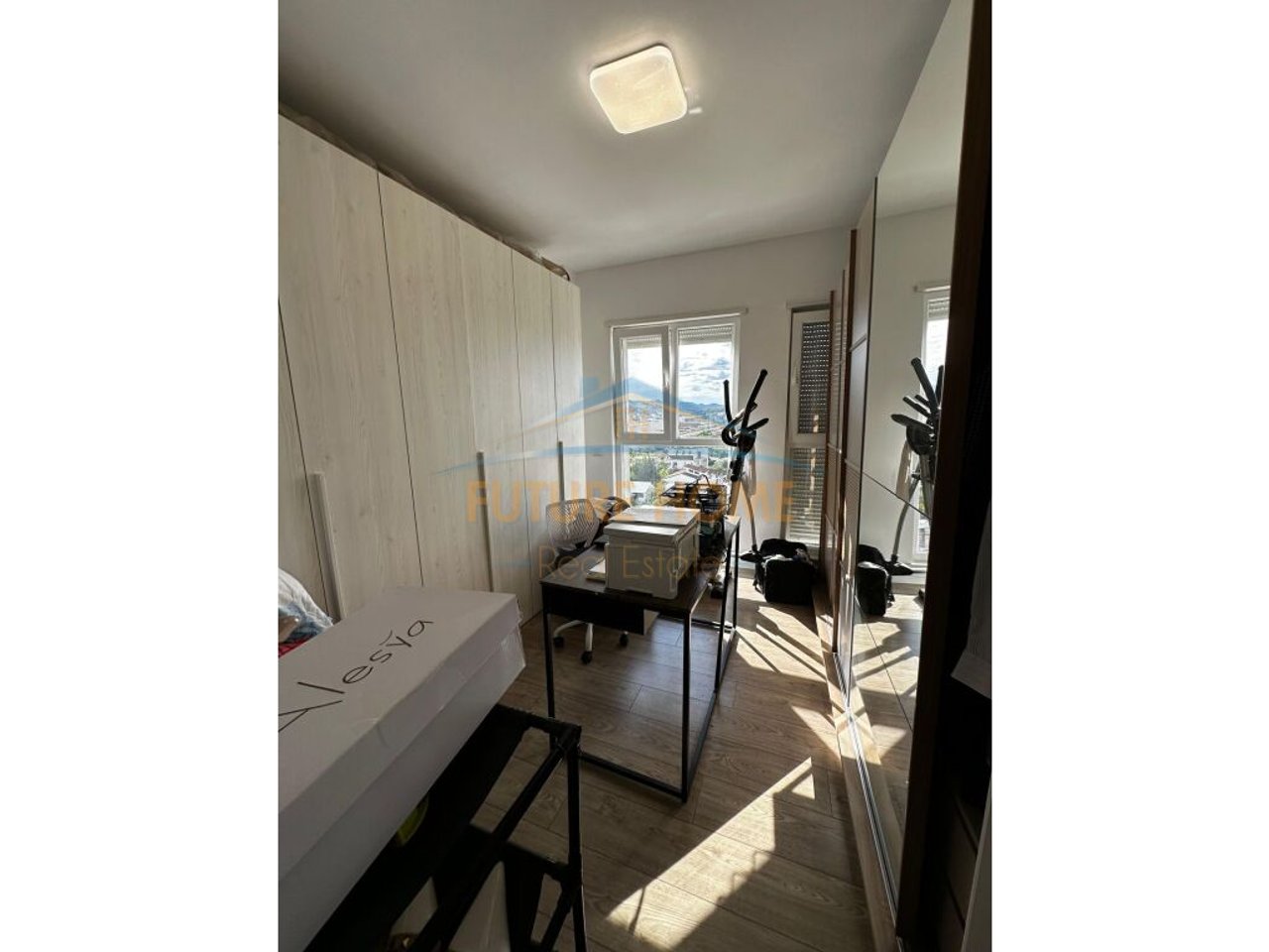 Qera, Apartament 2+1 Univers City, Tirane.