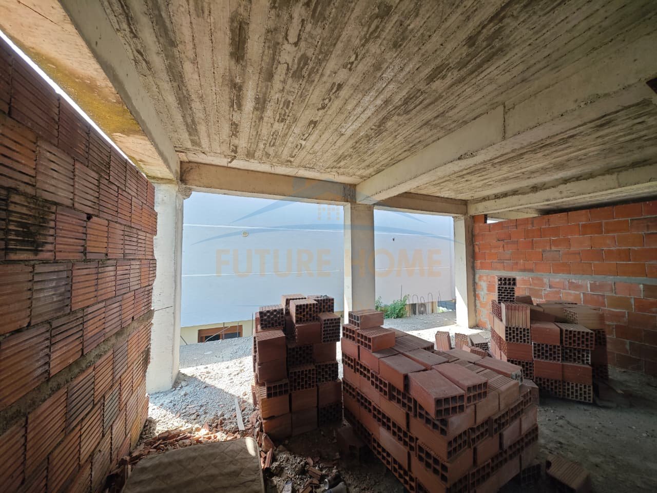 For sale, Building, Golem.