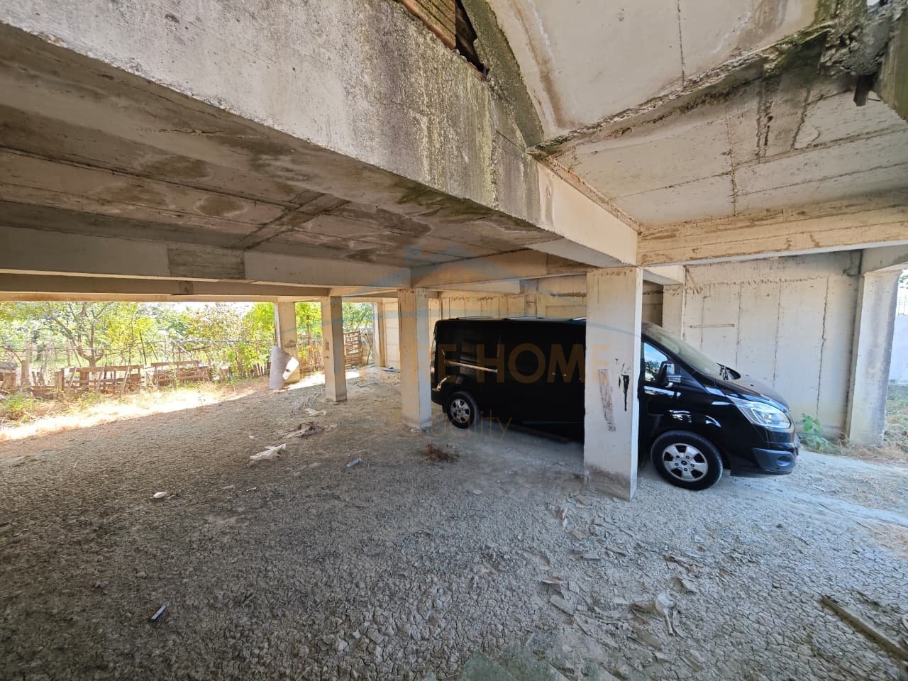 For sale, Building, Golem.