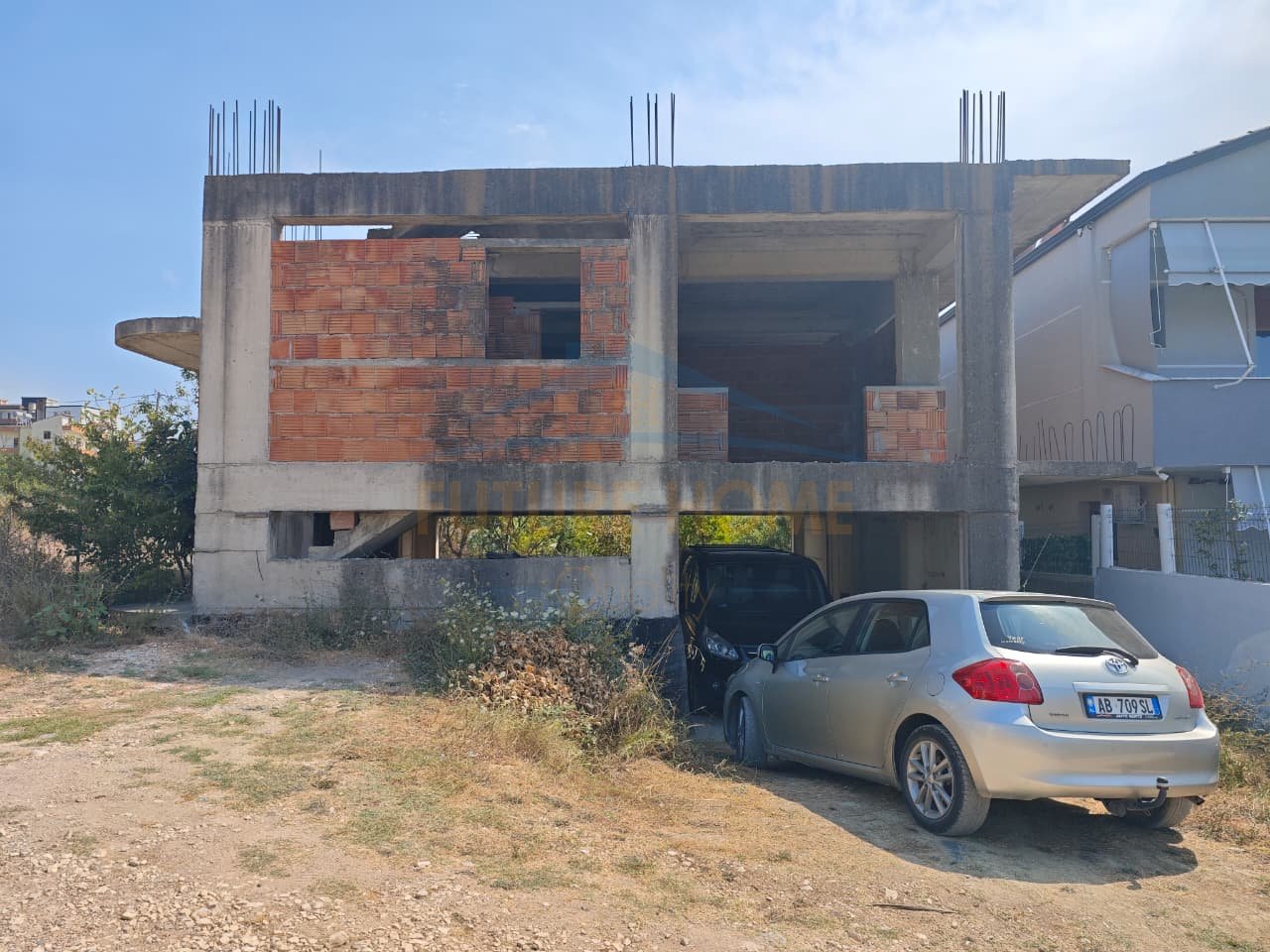 For sale, Building, Golem.