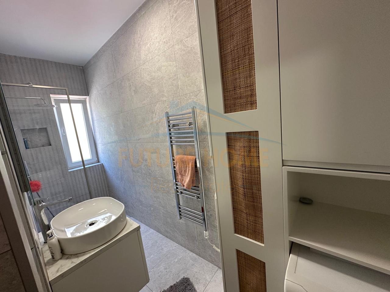 Qera, Apartament 2+1, Qender, Tiranë.