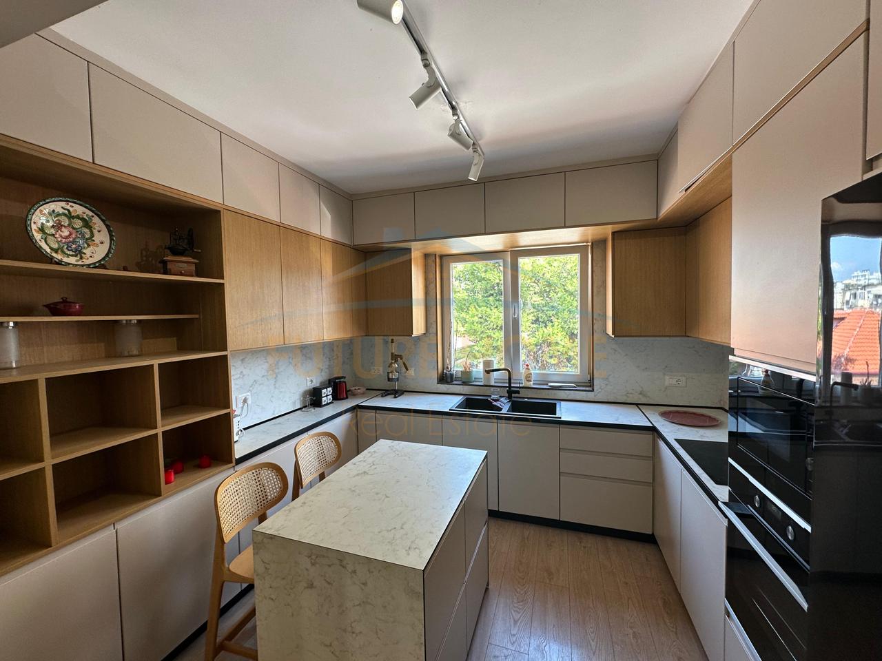 Qera, Apartament 2+1, Qender, Tiranë.