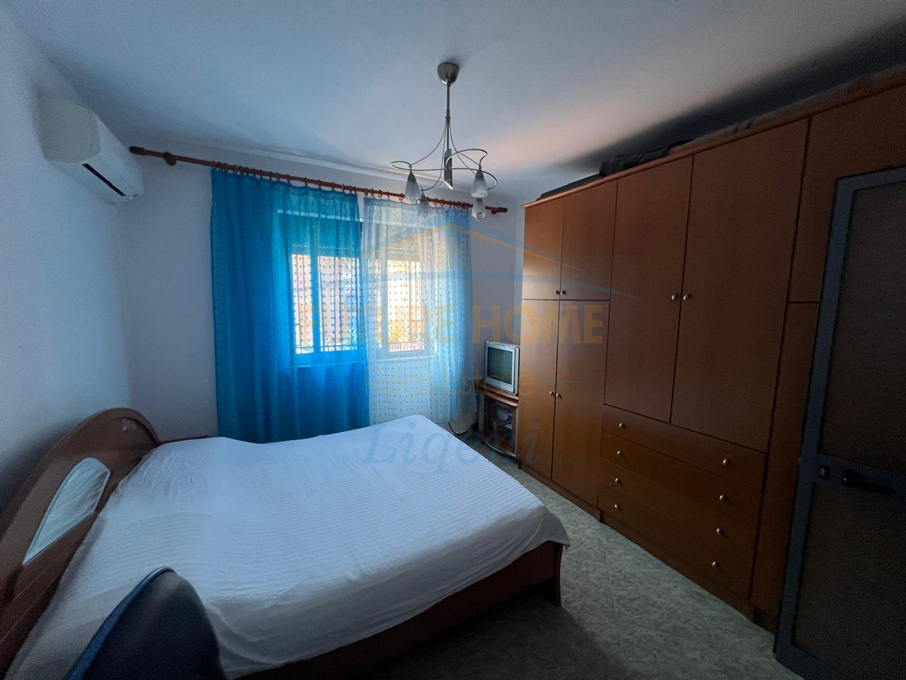 Sale, Apartment 1+1, Ali Demi, Tirana.