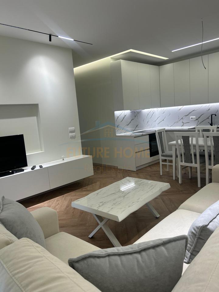 Affitto, Appartamento 2+1+2+ Posto Auto, Porcelan, Tirana.