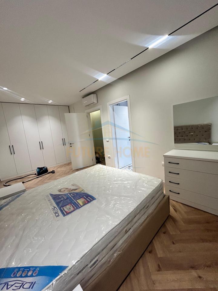 Affitto, Appartamento 2+1+2+ Posto Auto, Porcelan, Tirana.