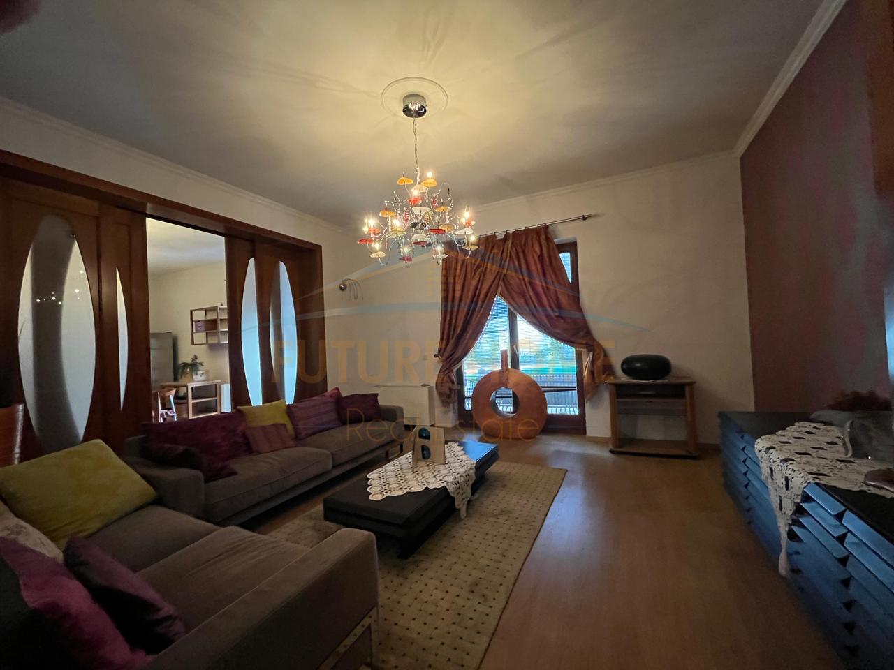 For rent, Villa + Land, Rruga e Dibrës (Near the Madrasa)