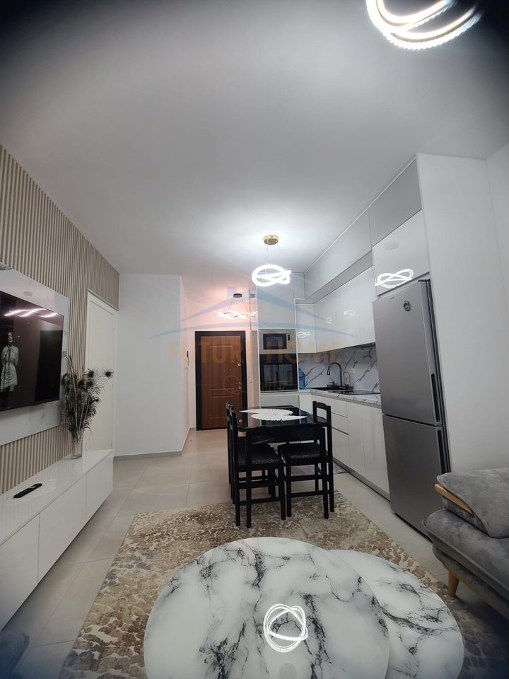 Shitet, Apartament 3+1+2, Paskuqan, Tirane.