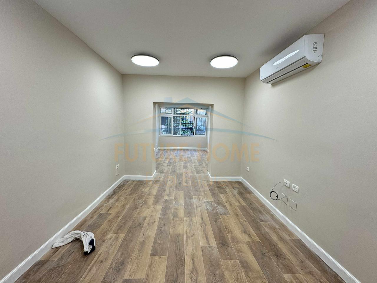 Shitet, Apartament 3+1 , Rruga e Kosovareve, Tirane
