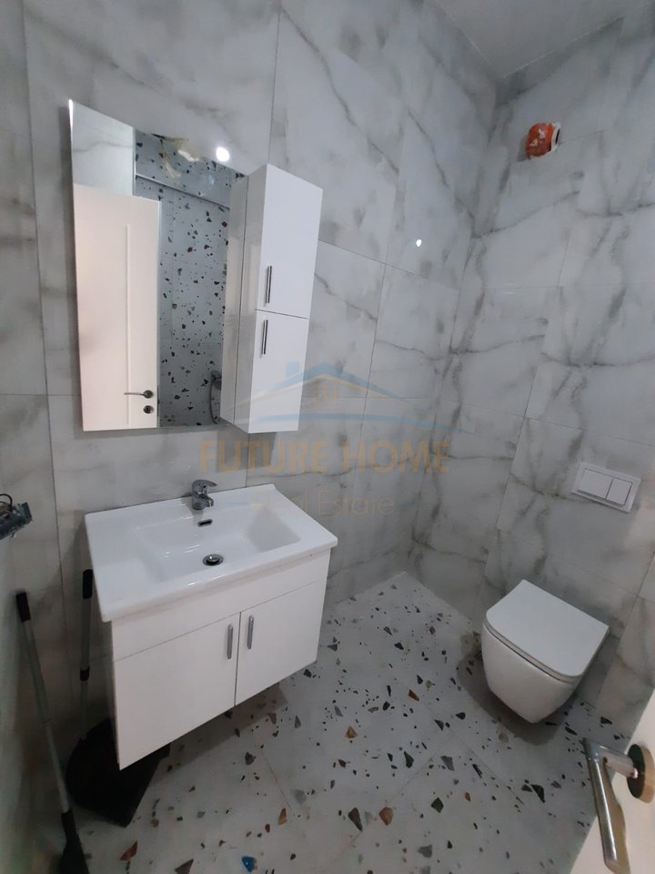 For rent, 2+1 Apartment Dry Lake FZ Complex, Tirana.