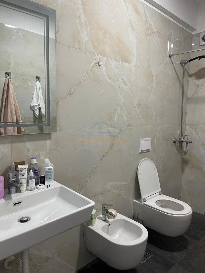 Shitet, Apartament 1+1, Green Terrace, Liqeni i Thatë, Tiranë.