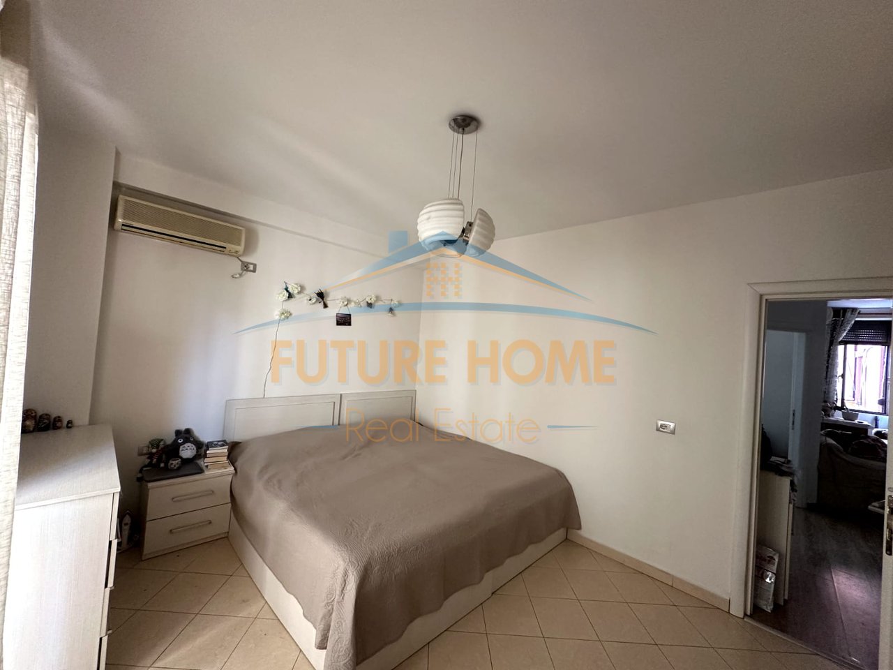 Qera, Apartament 2+1, Porcelan , Tiranë.