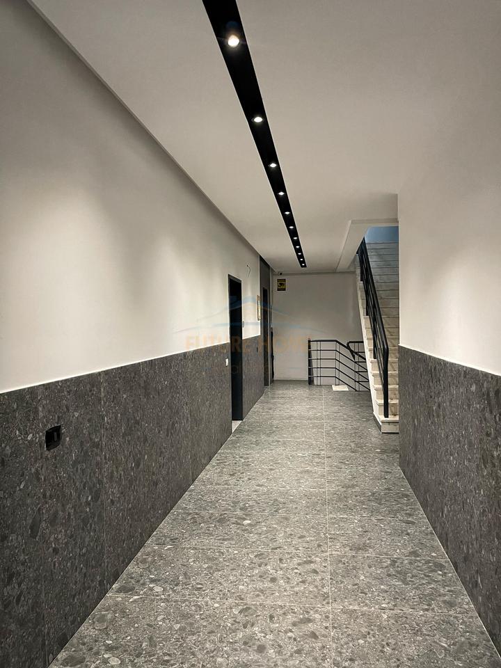 In vendita, Appartamento 1+1, Green Terrace, Lago Asciutto, Tirana.