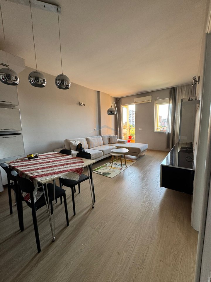 Affitto, Appartamento 1+1, Via Dritan Hoxha, Tirana.
