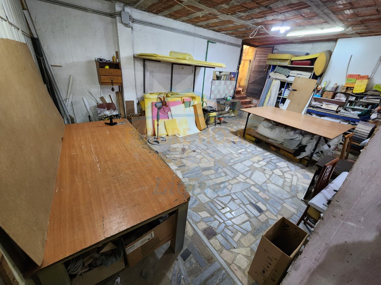 Affitto, Ambiente Aziendale, Ali Demi, Tirana.