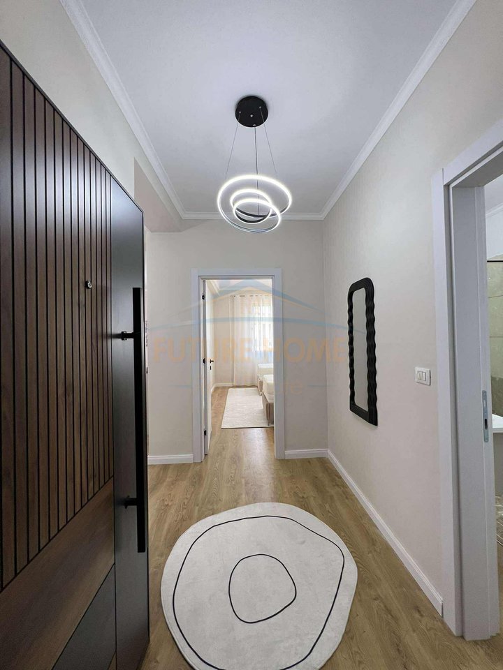 Shitet, Apartament 2+1, Unaza e Re, Tiranë.