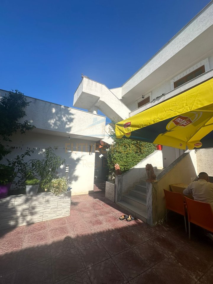 Shitet, Shtepi Private, Ish Keneta, Durres