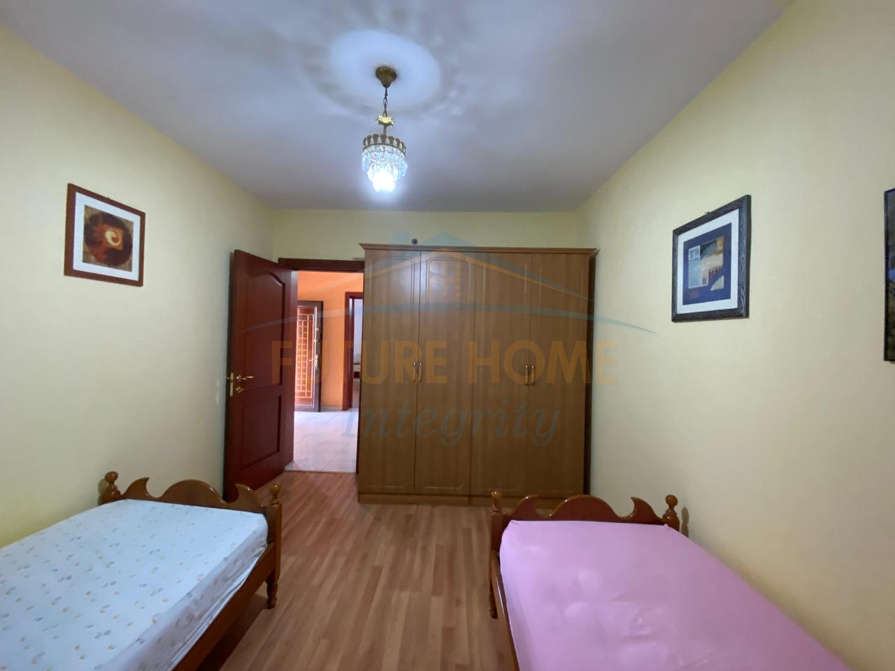 Rent, Apartment 2+1+Parking, Former Electric Market, Tirana.