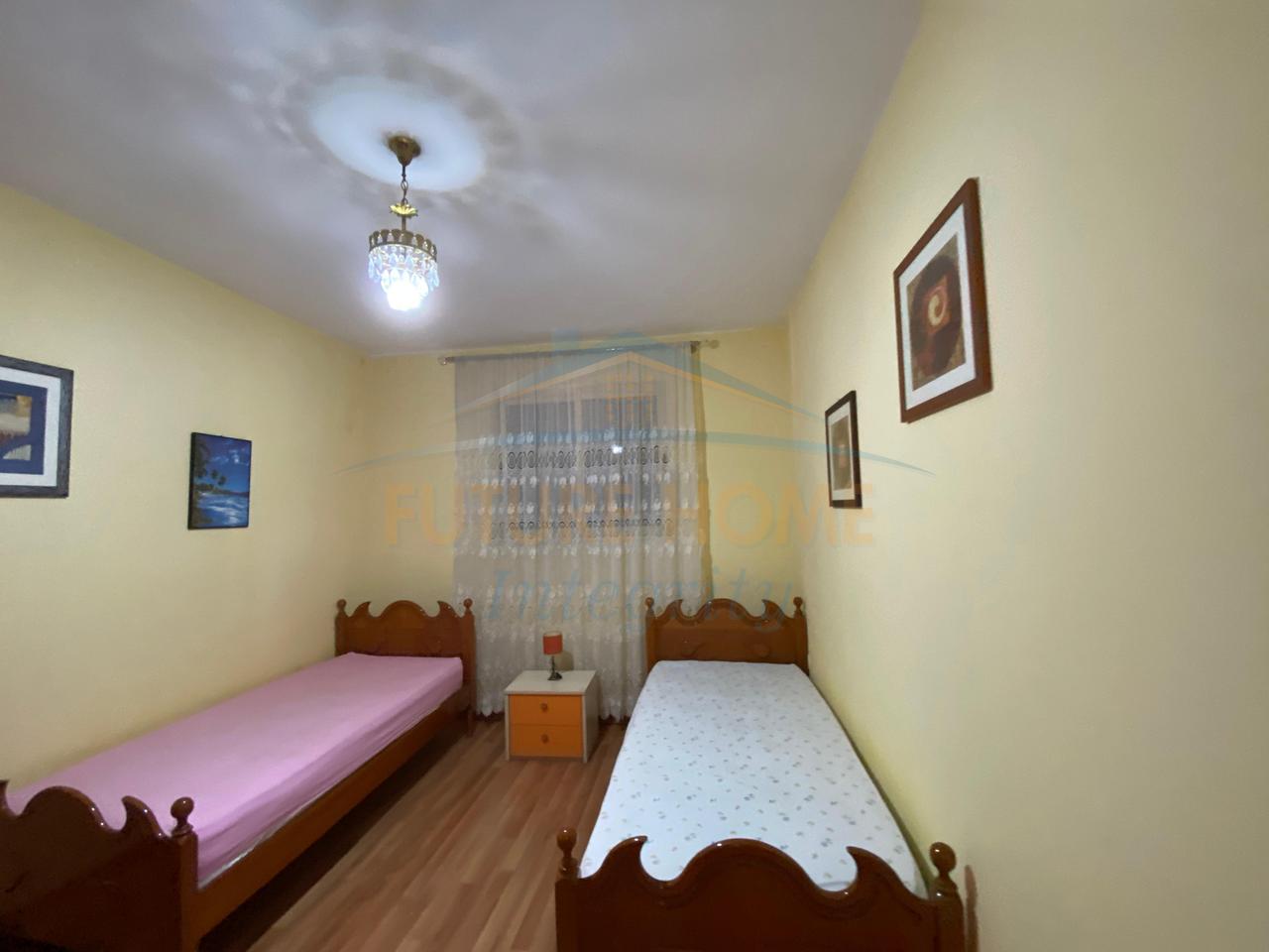 Rent, Apartment 2+1+Parking, Former Electric Market, Tirana.