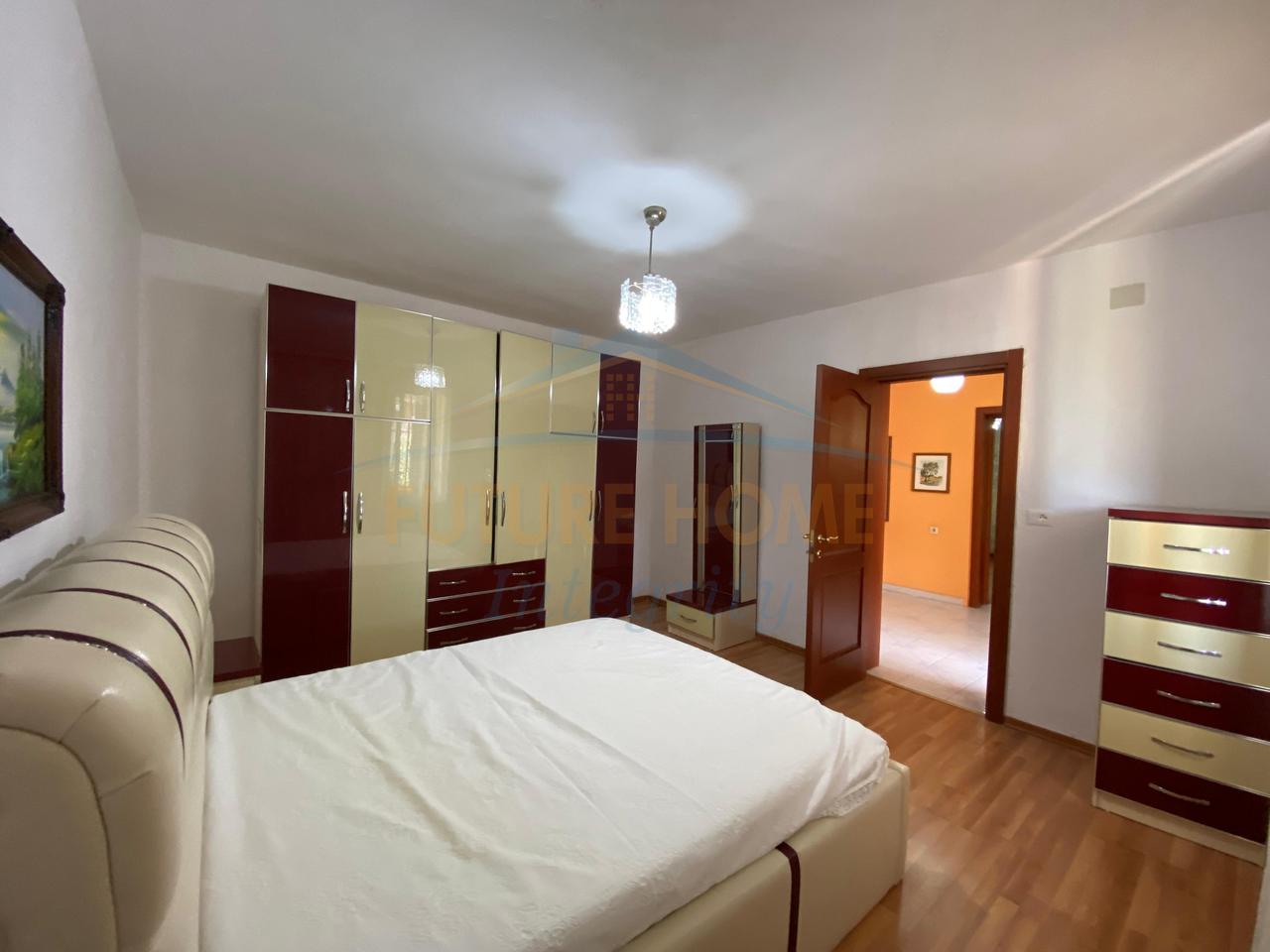 Rent, Apartment 2+1+Parking, Former Electric Market, Tirana.