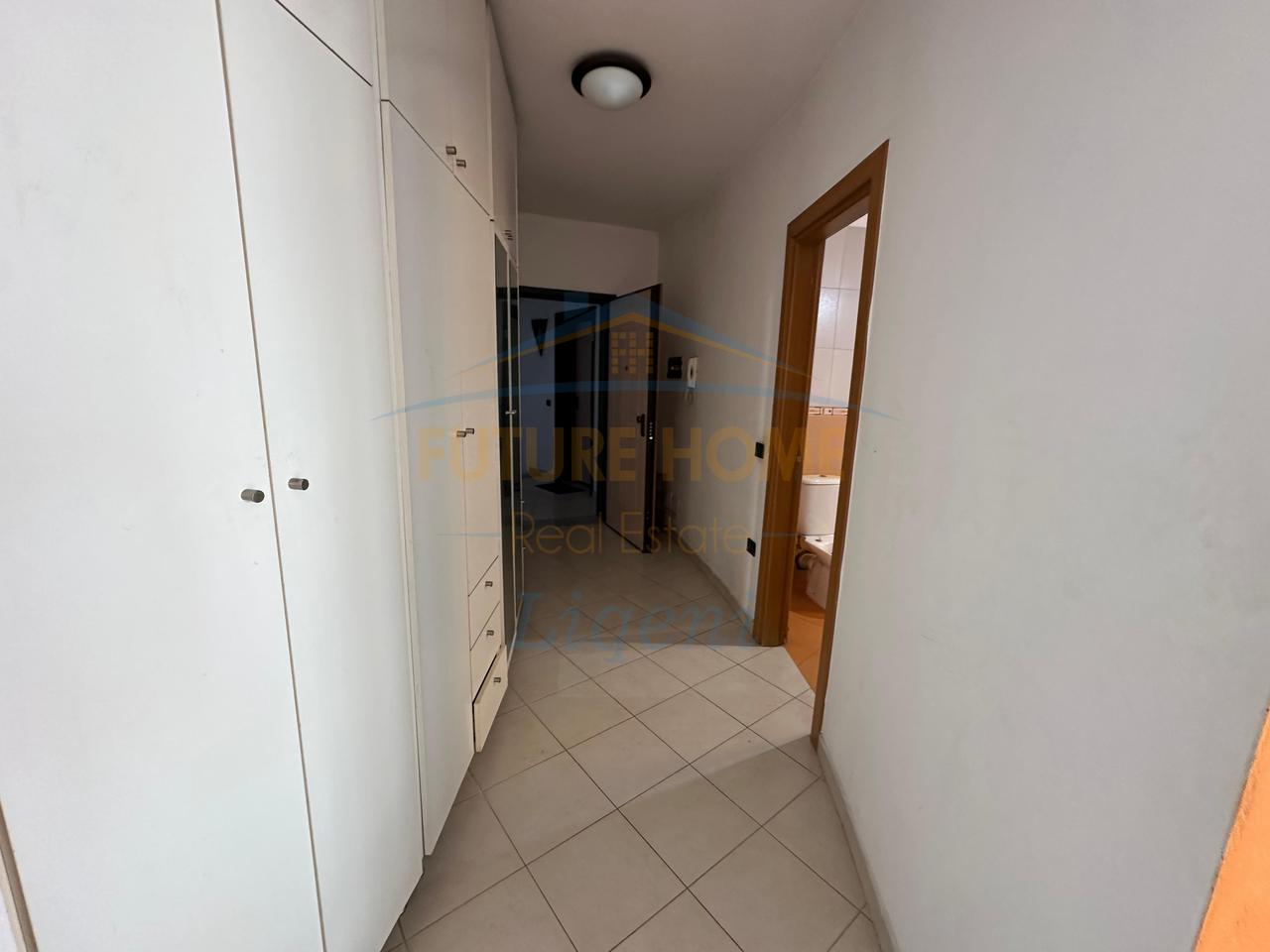 For sale, Studio apartment, Unaza e Re, Tirana.