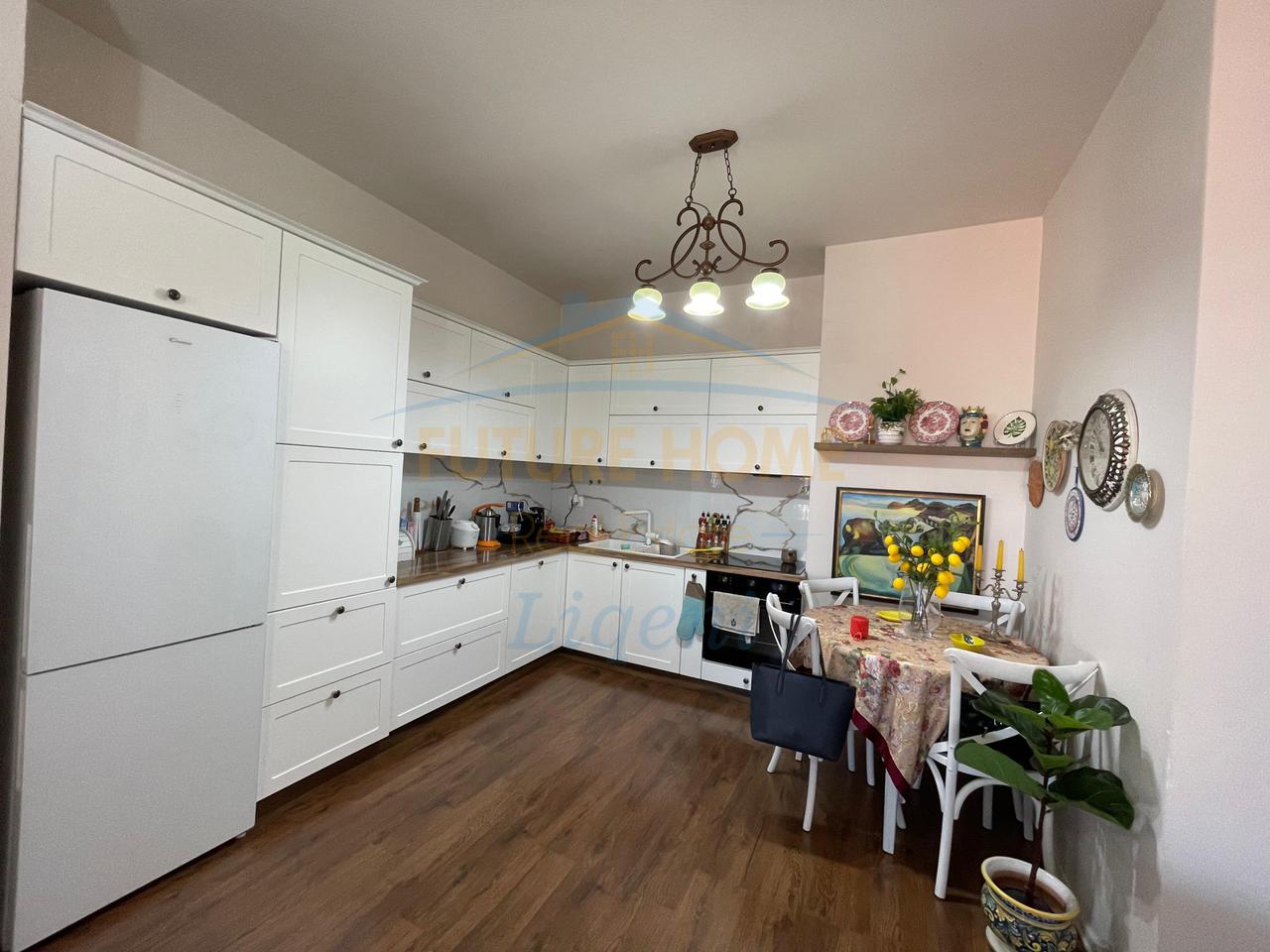 Qera, Apartament 1+1, Rruga e Kosovareve, Tirane.