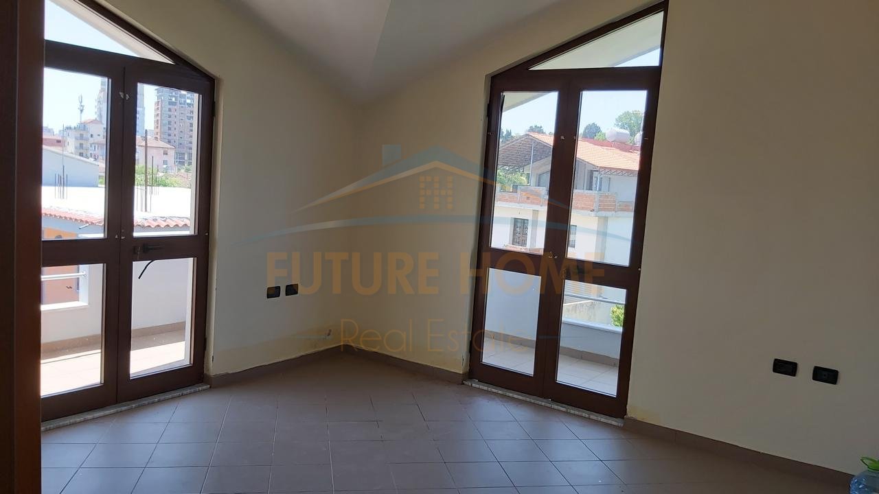 FOR SALE, 3-STOREY VILLA, SPITALLE, DURRES