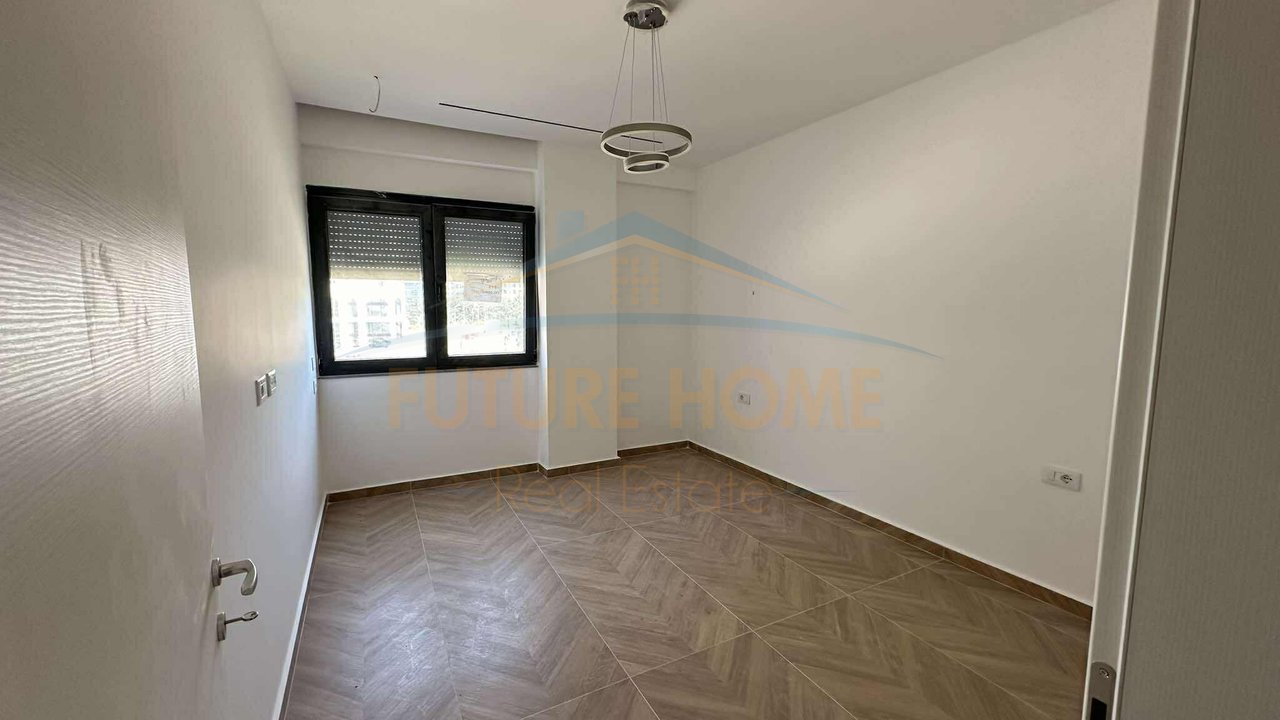 Shitet, Apartament 3+1+2 , Residenca Oasis, Tirane