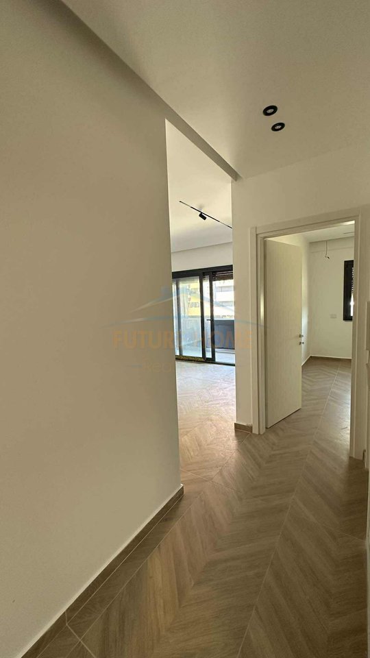 Shitet, Apartament 3+1+2 , Residenca Oasis, Tirane
