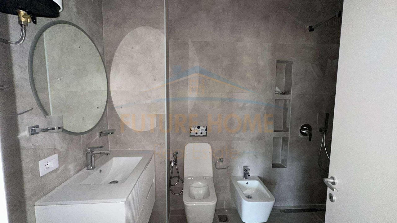 Shitet, Apartament 3+1+2 , Residenca Oasis, Tirane