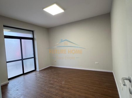 Qera, Ambient për Zyra,Ali Demi,Tiranë