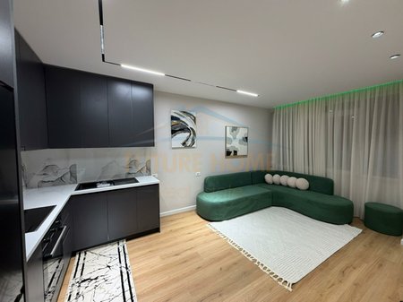 Shitet Apartament 1+1 Nela 5, Unaza e Re