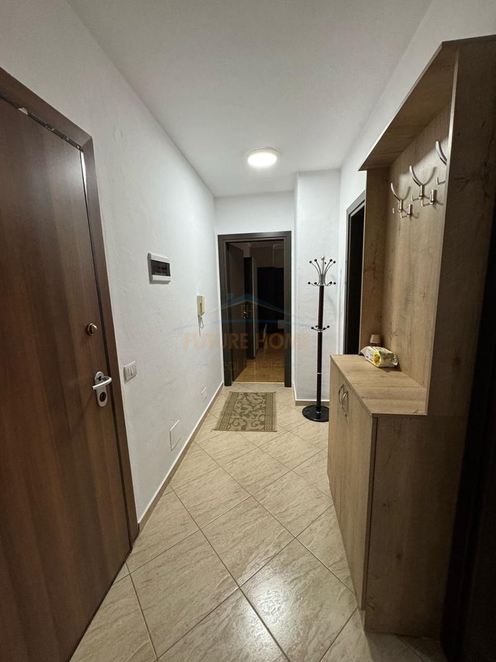 Qira, Apartament 2+1, Air Albania, Tiranë
