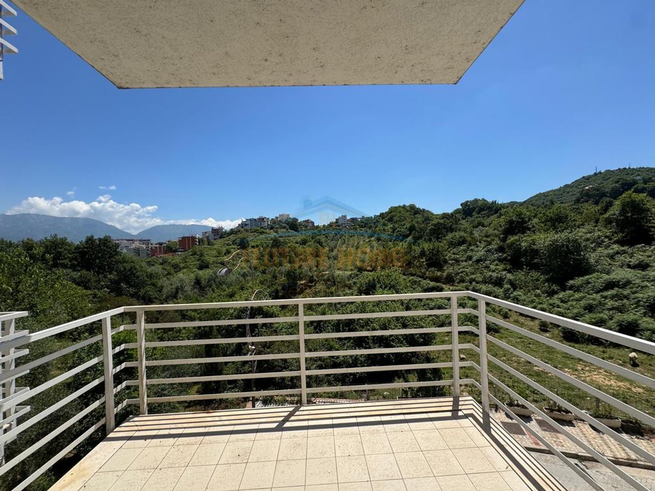 Shitet apartament 2+1+Garederobe, Rezidenca Kodra e Diellit, Tirane