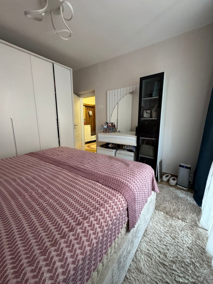 For sale, 1+1 Apartment, Kinostudio, Tirana.