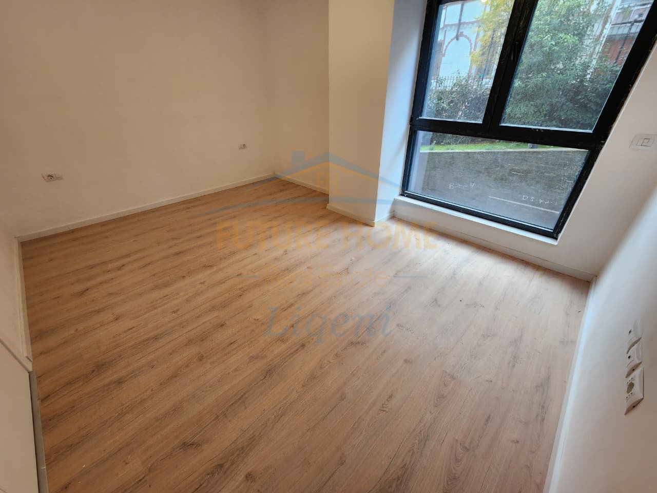 Shitje, Apartament 1+1, Kopshti Zoologjik, Tiranë