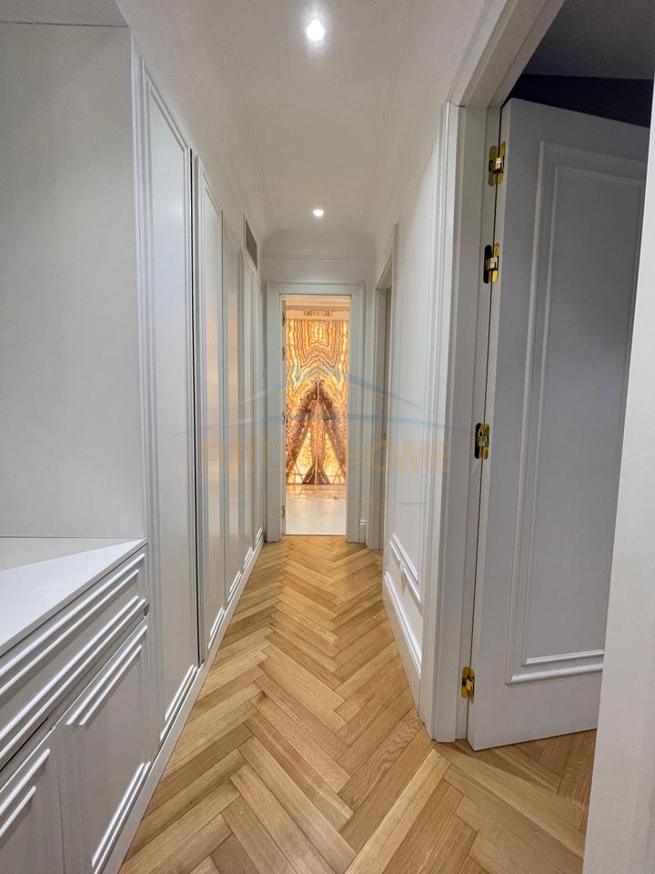 Qera, Apartament 2+1, Kopshti Botanik, Tirane