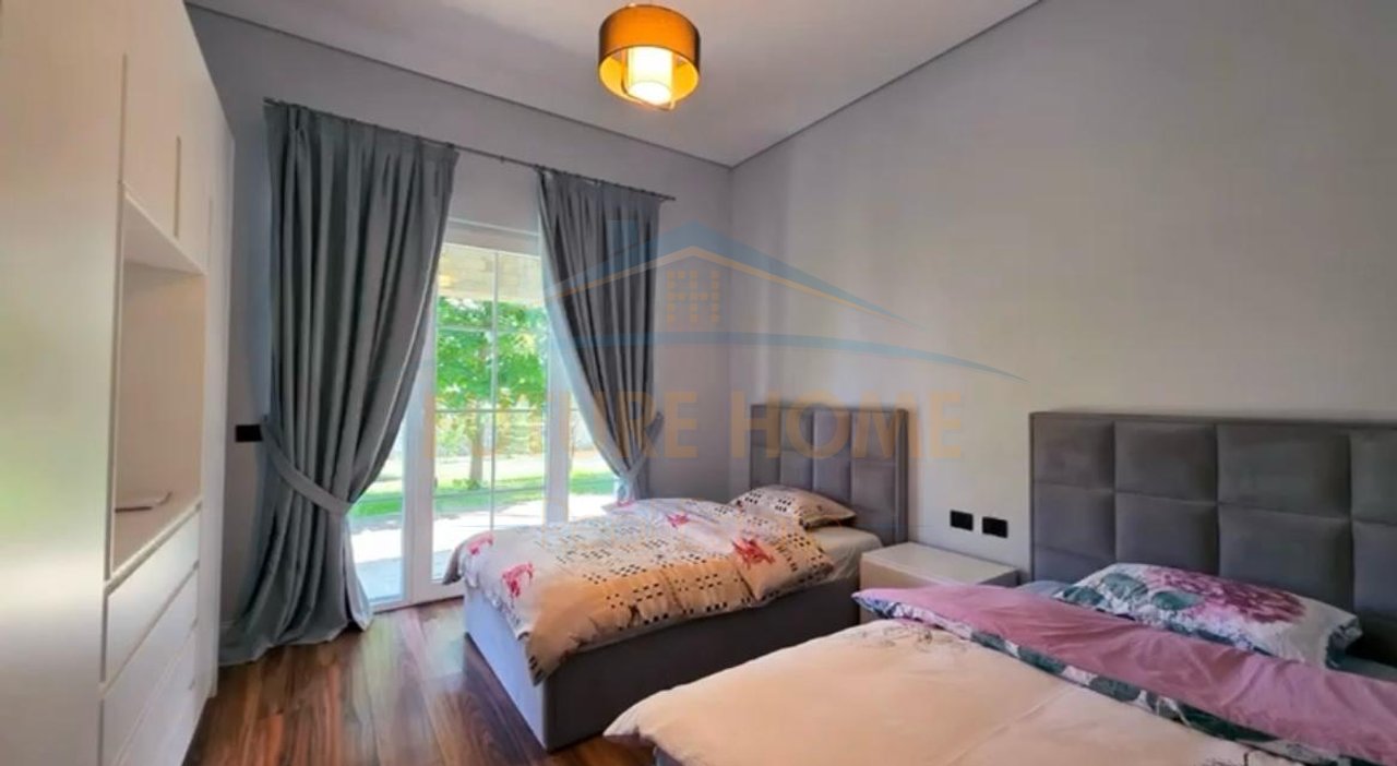 Villetta singola in vendita nella periferia di Tirana, Dobresh!!